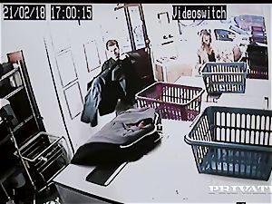 Private.com - Mia Malkova gets ravaged in the laundry